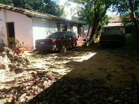 Terreno Con Casa A Demoler O Refaccionar