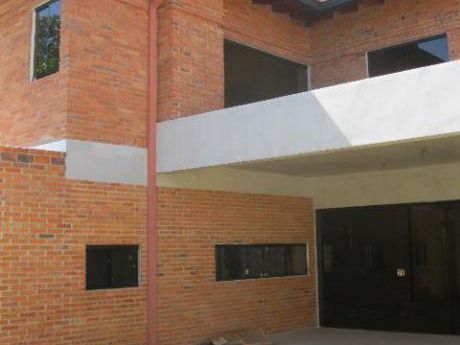 Propiedad Unica En Manora