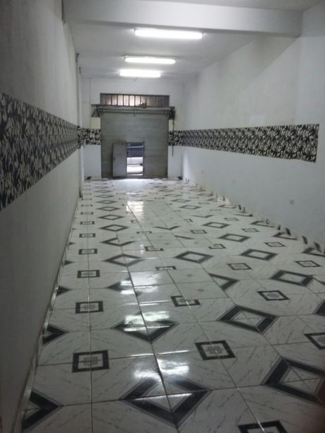 Salon Comercial