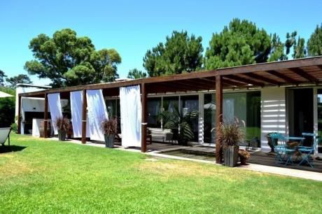 Casa En Barrio Privado En Marly
