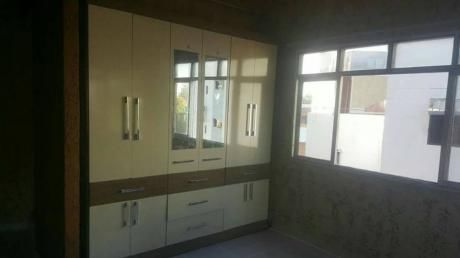 Bienes Raices Fénix Alquila Dpto. De 2 Hab. En Z/busch Entre 1mer Y 2do Anillo
