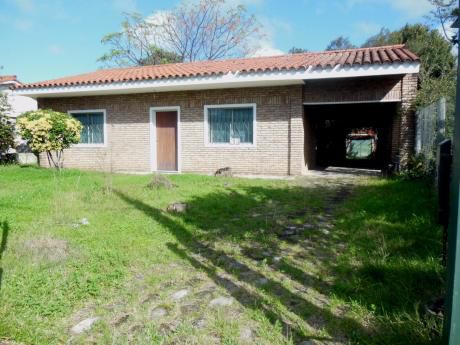 A Metros Del Mar Con Piscina.