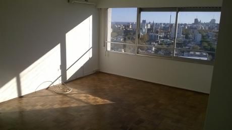 Excelente Apartamento De 2 Dormitorio En Pocitos