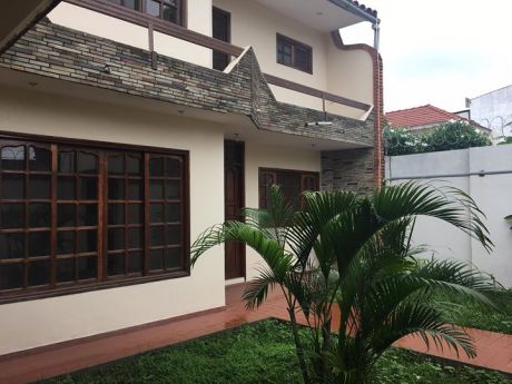 Hermosa Casa En Alquiler