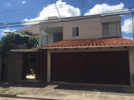 Vendo Casa Lujosa