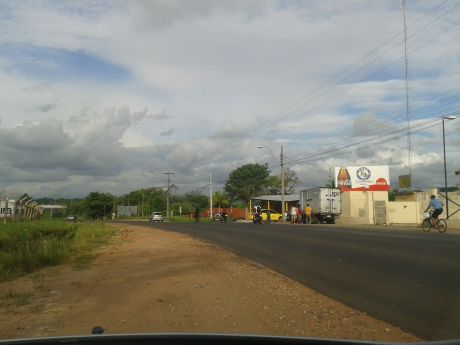 Alquilo Terreno De 37.627 M2 Sobre Avda Gral Aquino, Zona Curva Romero.