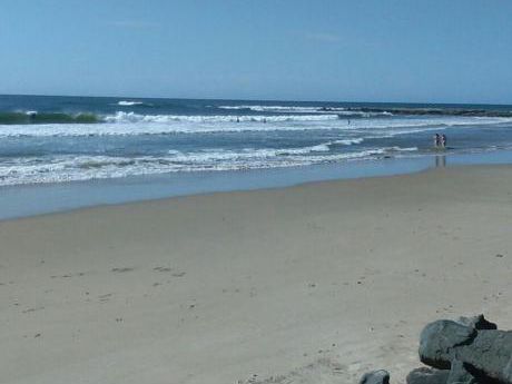 Frente A Playa Emir