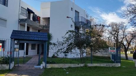 Apartamentos De 1 Y 2 Dormitorios