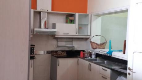 Hermosa Casa Semicentrica