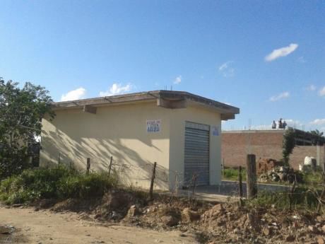 En Venta Lote Con 2 Cuartos Sobre Avenida En Zona Sur 8vo Anillo