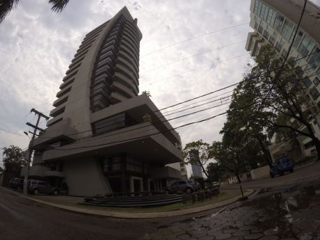 Vendo Dpto. De 2 Suites En Torre Fragata