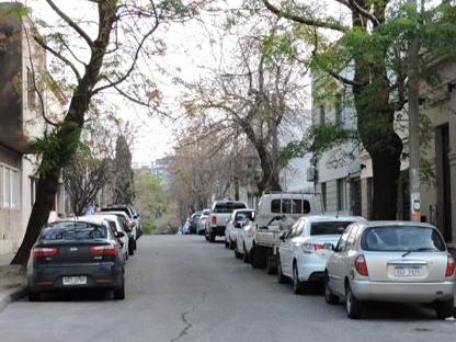 Sobre Calle Con Encanto Y Muy Tranquila
