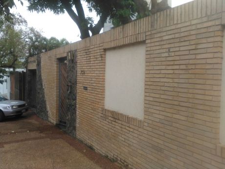 Casa Amoblada Y Equipada - Barrio Jara - Asunción