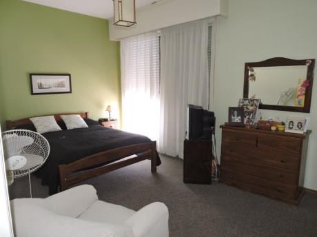 Hermoso Apto 3 Dorm, Servicio Y Garaje!!