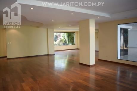 Amplia Residencia Zona Bcp