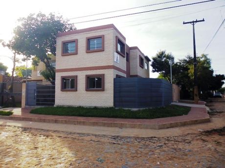 Tierra Inmobiliaria - Inigualable Duplex Cerca De Avda. Principal