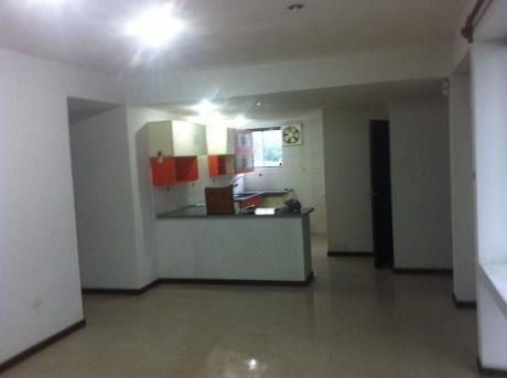 Departamento En Venta En 2do Anillo, Zona Norte Santa Cruz $us 89,000