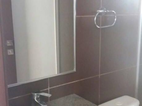Bienes Raices Fenix Alquila Hermoso Mono-ambiente Zona Equipetrol