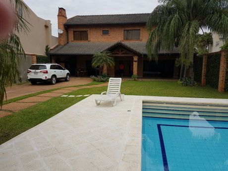 Residencia En Mburucuya Zona Primer Presidente