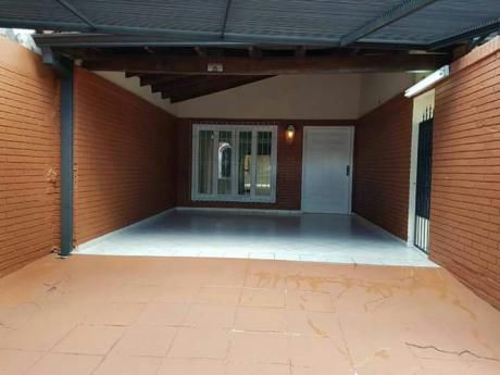 Vendo Casa Bo.recoleta ( Exelente Ubicacion)