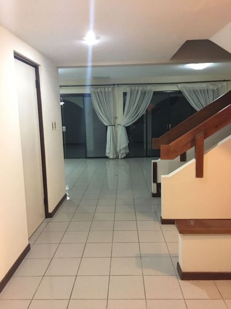 Hermosa Casa En Alquiler