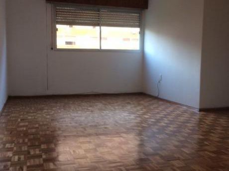 Altosur Vende Apto Totalmente Reciclado En Parque Posadas