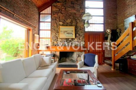 Casa Tipo Chalet A La Venta En Punta Gorda