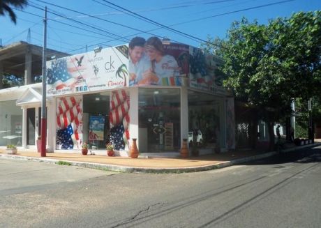 Alquilo Elegante Salon Zona Shopping Mcal Lopez