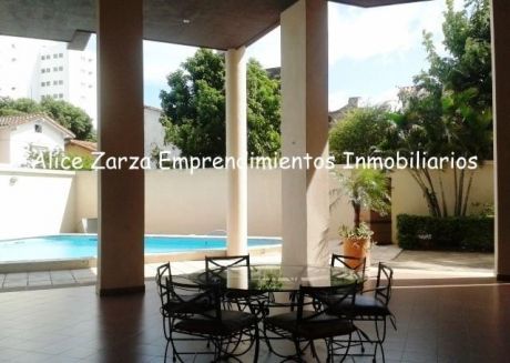 Alquilo Amplio Departamento Zona Colegio Inter