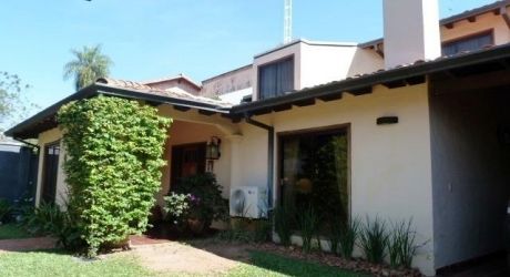 Oferta!!!casa En Fdo De La Mora Zona Norte Con Piscina