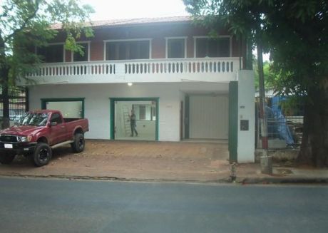 Sobre Avenida Mariscal Lopez Gran Residencia Ideal Para Negocio O Gran Oficina
