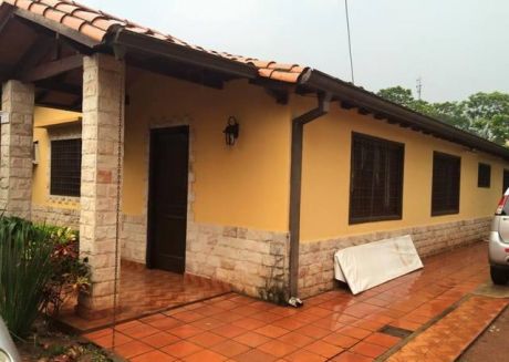 Vendo Hermosa Casa En Villa Adela De Luque!!