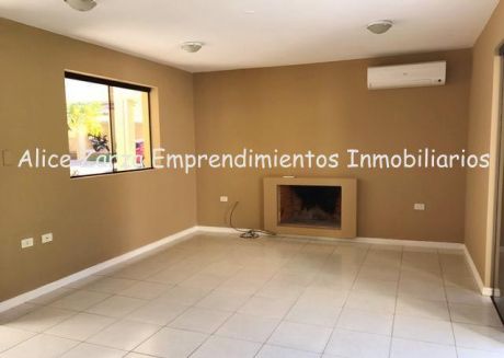 Alquilo Casa Con 2 Suites En Barrio Cerrado Boulevard ConfederaciÓn