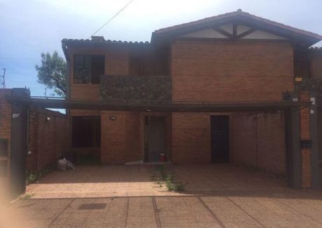 Alquilo Amplio Duplex En Fernando De La Mora Zona Norte- A 1 Cuadra De Ingavi