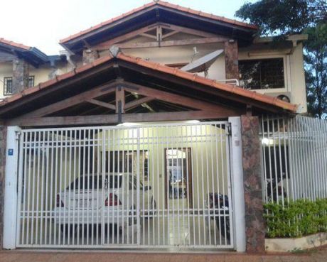 Alquilo Casa C/ Piscina En Fernando De La Mora Zona Norte