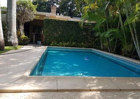 En Venta Residencia En Villa Aurelia !