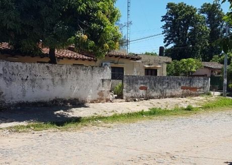 En Venta Vivienda A 4 Cuadras De La Avda. Primer Presidente