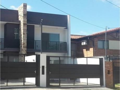 Vendo Duplex A Estrenar Con Pisc , Detras Quarttier Maria