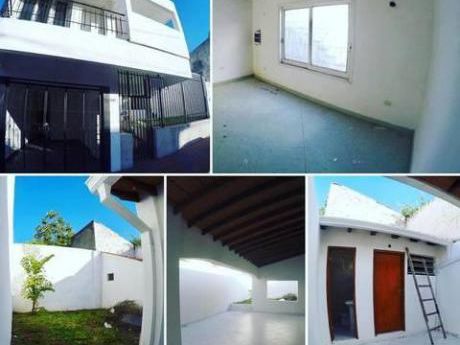 Amplia Residencia Zona Sanatorio Britanico, Colegio Cristo Rey, Centro De Asunción.