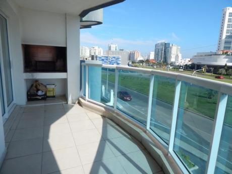 Apartamentos En Playa Mansa