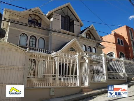 Codigo 12042 Casa En Venta, Achumani, La Paz, Bolivia