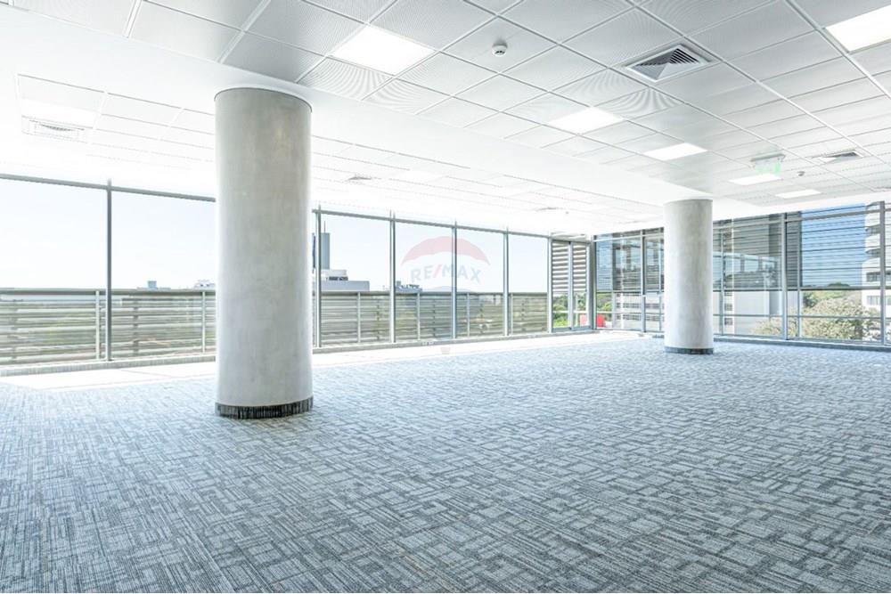 OFICINA EN ALQUILER - EDIFICIO CORPORATIVO GLORIA — foto 3