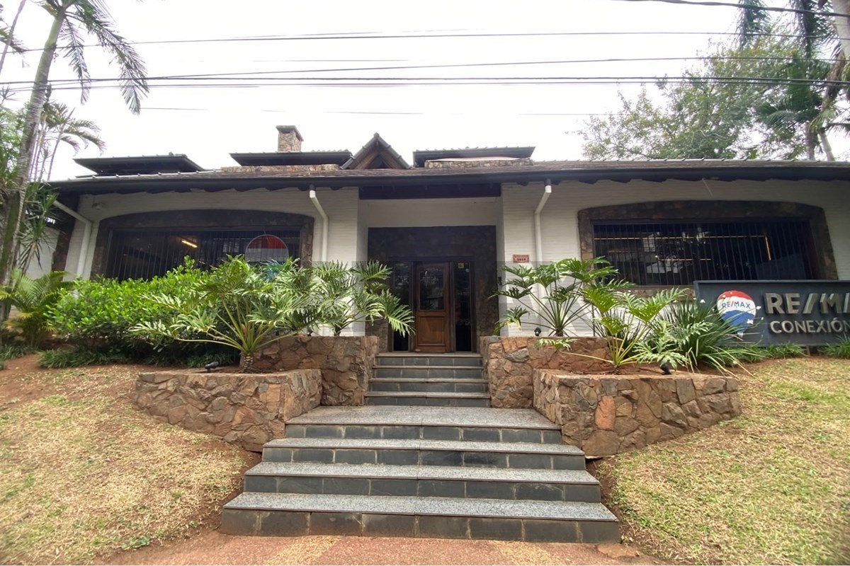 Casa en alquiler en Ycuá Satí