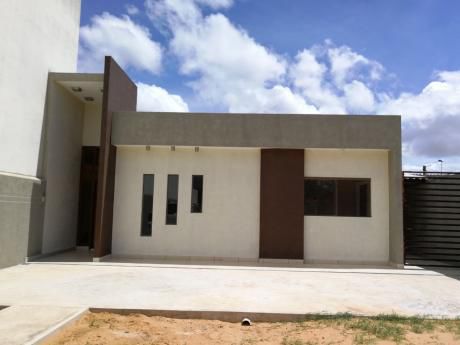 Casa A Estrenar