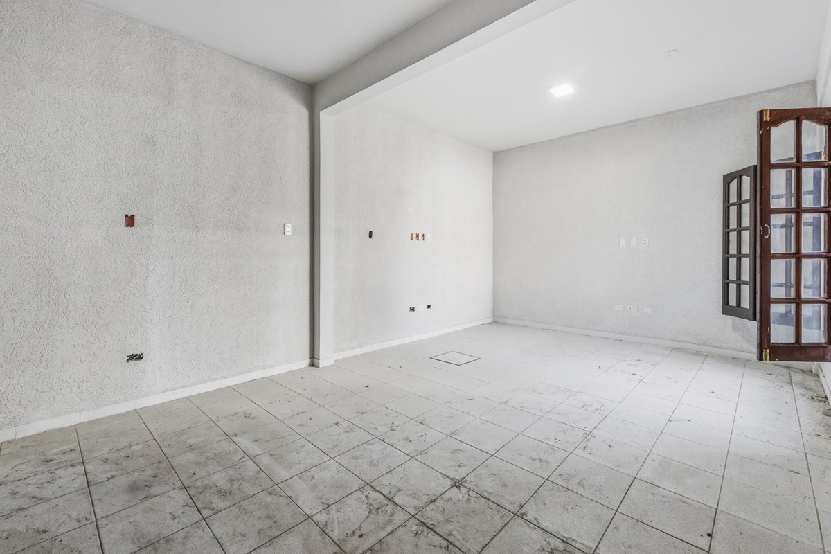 Oficina-Alquiler-Juan Pablo Gorostiaga, San Jorge, Asunción — foto 2