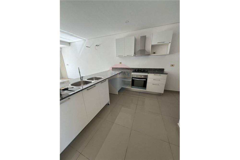 Alquiler Hermoso duplex con Patio zona del Yacht — foto 3