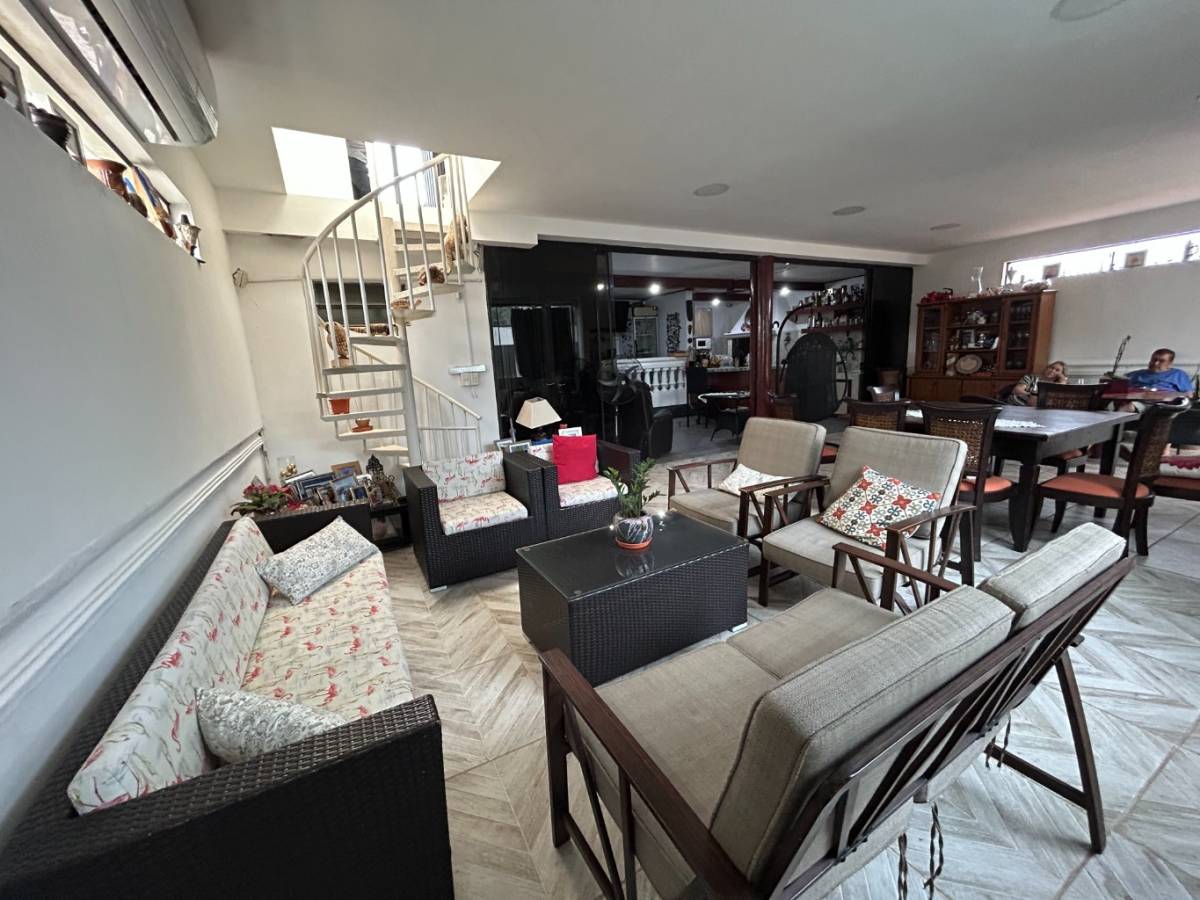 VENDO CASA EN SAN CRISTÓBAL — foto 2