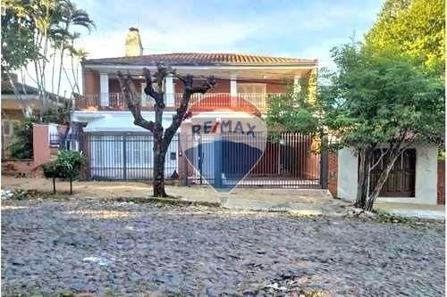 ALQUILO AMPLIA CASA ASUNCION BARRIO SAN VICENTE