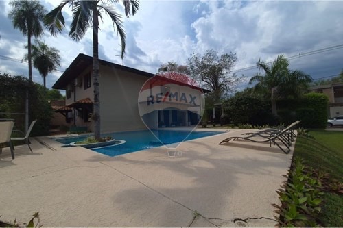 VENDO RESIDENCIA DE 1800 EN SAN BERNARDINO — foto 3
