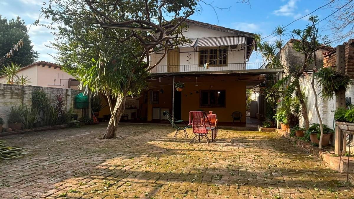 Casa 6 dormitorios, terreno 500 m², Lambaré — foto 2